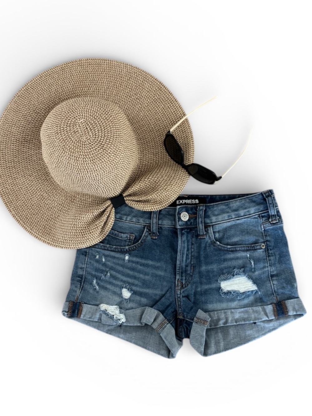 Express Shortie Relaxed Low Rise Shorts - Distressed Denim Size 00